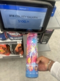 $100.01 – Walmart – Muñeca Barbie Color Reveal Galaxia con 6 sorpresas / con el 80% de descuento…