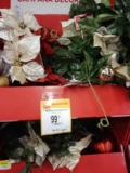$10.03 – Walmart – Variedad de artículos navideños / luces, árboles, peluches, adornos y más con hasta el 65% de descuento…