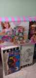 $25.01 – Bodega Aurrerá – Variedad de juguetes / Muñecas, Pistas, Sets de barbie y más con hasta el 85% de descuento…