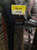 $20.01 – Walmart – Corbata Black / Variedad de diseños con el 85% de descuento…